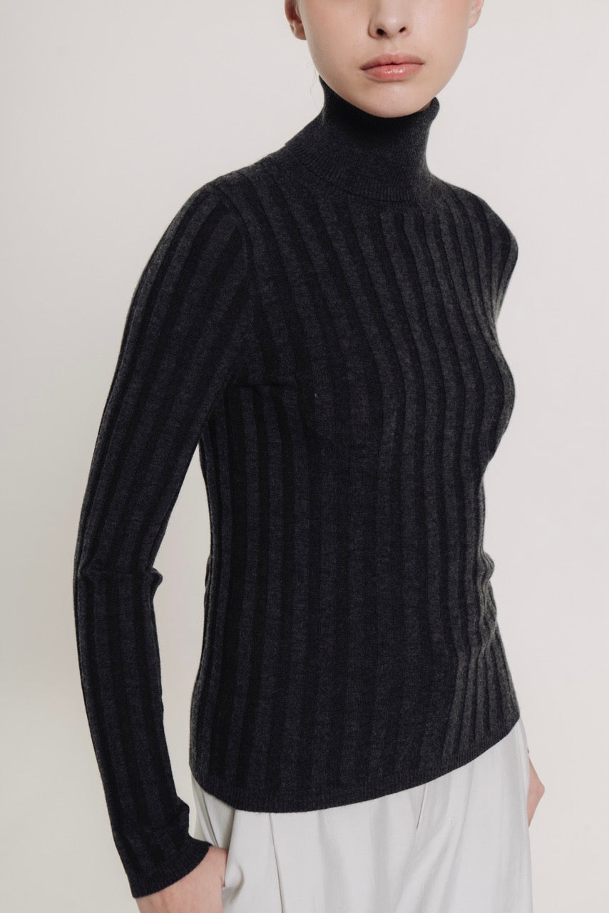 ATKINS Top by Madeleine Thompson Cashmere