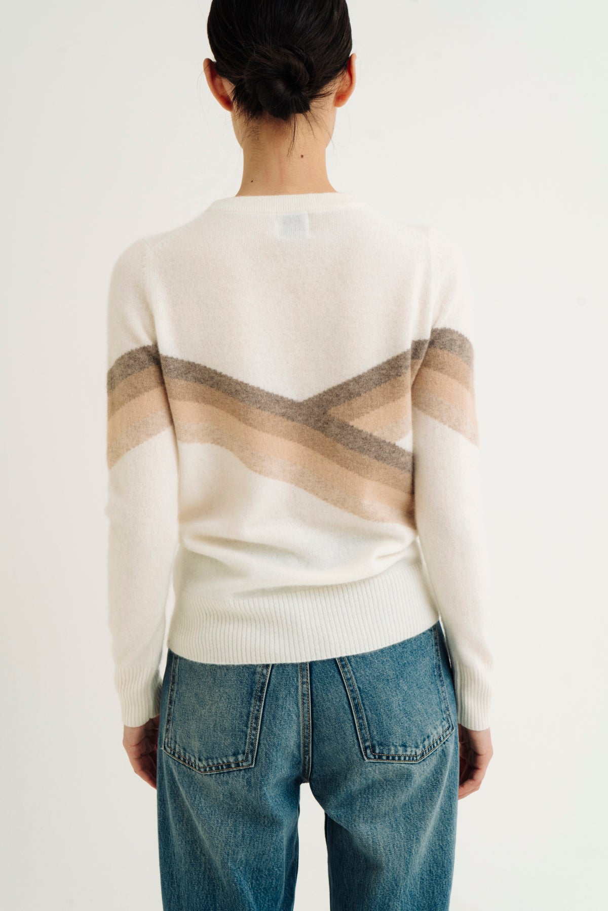 lakme top